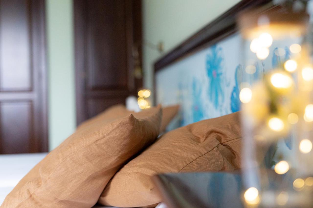 Hotel Balneario Rio Pambre Palas de Rei エクステリア 写真